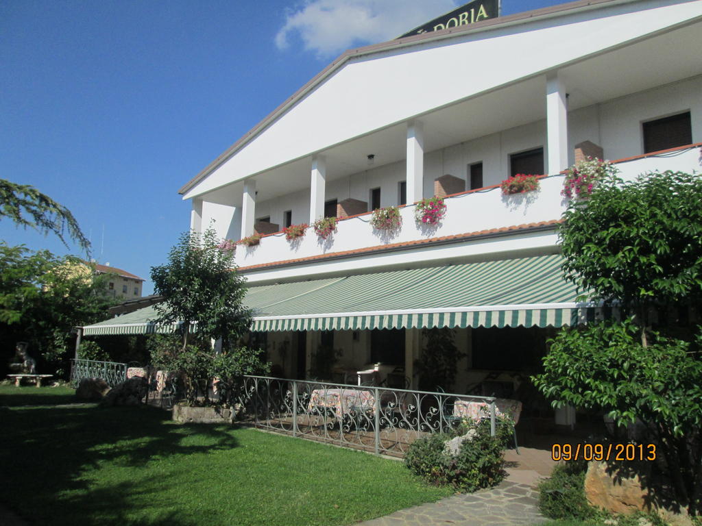 Hotel Doria - Business & Bike Ostiglia Exteriör bild